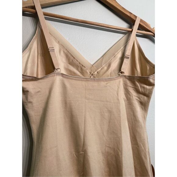Spanx Nude Tan Simplicity Lingerie Full Shaping Strap Half Slip Shapewear Large - Picture 4 of 5